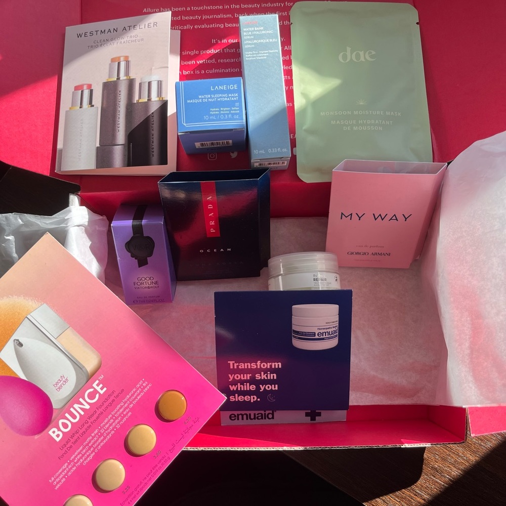 Deluxe Sampler: Westman Atelier, Laneige, dae, Viktor Rolf, Prada, Armani & more